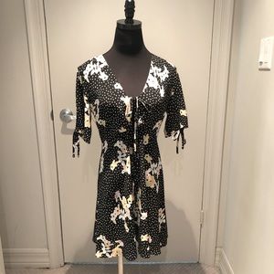 Top Shop Ladies silky black floral printed dress